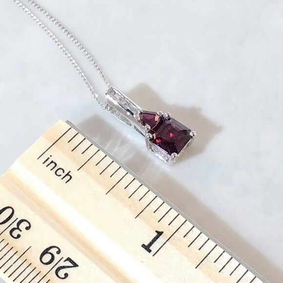 Rhodolite Garnet 1.4 Carats Pendant Necklace Sterling Silver - Picture 6 of 6